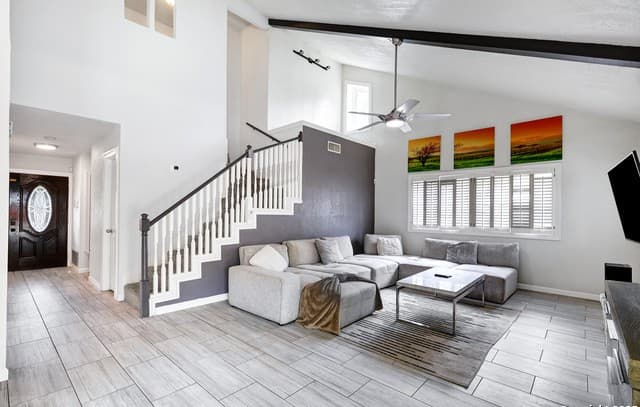 3-bedroom rental at 13319 Stairock in San Antonio, TX — photo 5