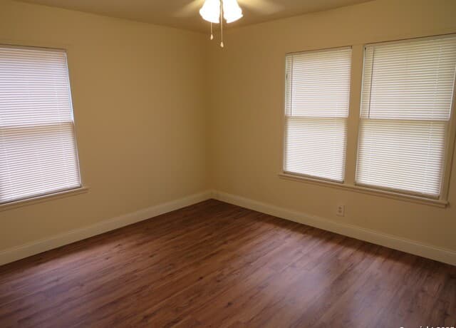 3-bedroom rental at 419 Anton Dr in San Antonio, TX — photo 5