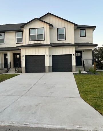 3-bedroom rental at 732 Abigail Alley in San Antonio, TX — photo 3