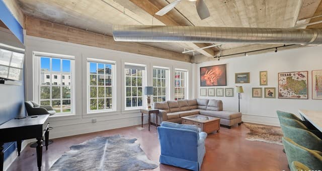2-bedroom rental at 222 Losoya St. Unit 202 in San Antonio TX