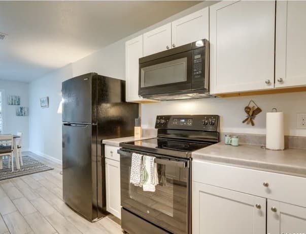 2-bedroom rental at 6423 Melissa Ann Unit 2104 in San Antonio, TX — photo 4