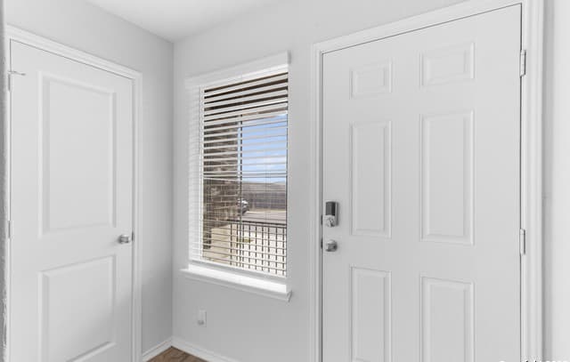 3-bedroom rental at 6610 Greensleeves in San Antonio, TX — photo 4