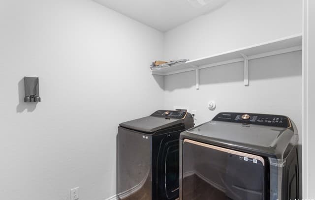 3-bedroom rental at 6610 Greensleeves in San Antonio, TX — photo 5