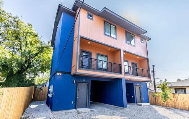 3-bedroom rental at 118 Shenandoah Unit 202 in San Antonio TX
