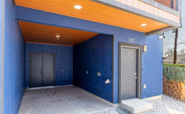 3-bedroom rental at 118 Shenandoah Unit 202 in San Antonio, TX — photo 2