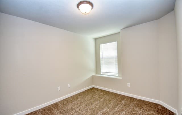 3-bedroom rental at 8306 Via Verona Unit 103 in San Antonio, TX — photo 5