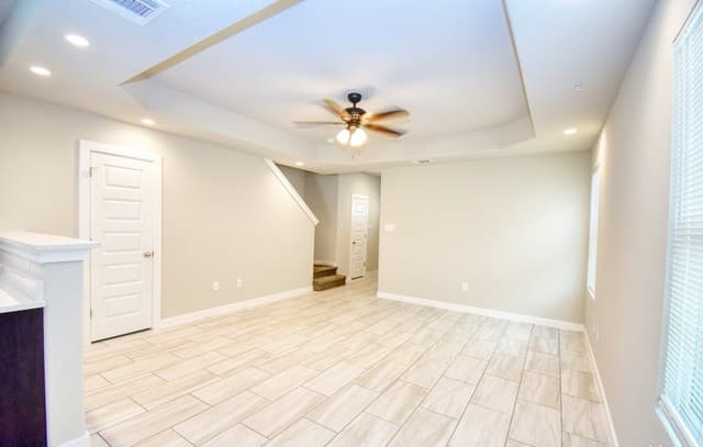 3-bedroom rental at 8314 Via Verona Unit 101 in San Antonio, TX — photo 2