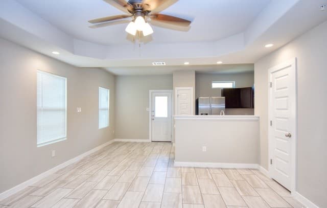 3-bedroom rental at 8314 Via Verona Unit 101 in San Antonio, TX — photo 3