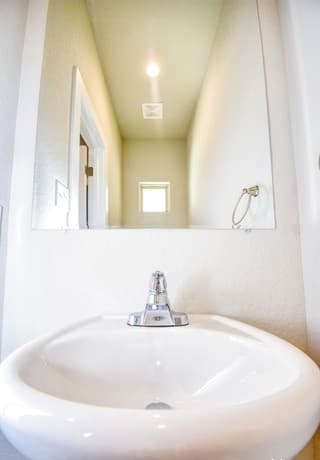 3-bedroom rental at 8314 Via Verona Unit 101 in San Antonio, TX — photo 5