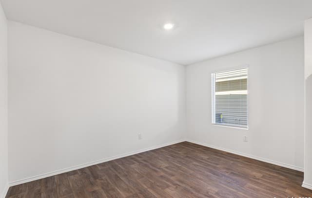 5-bedroom rental at 5714 Bailey Downs in San Antonio, TX — photo 4