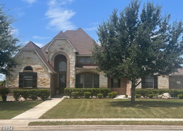 3-bedroom rental at 6934 Laura HTS in Schertz TX