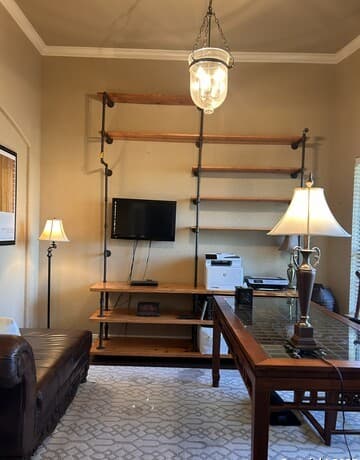 3-bedroom rental at 6934 Laura HTS in Schertz, TX — photo 4