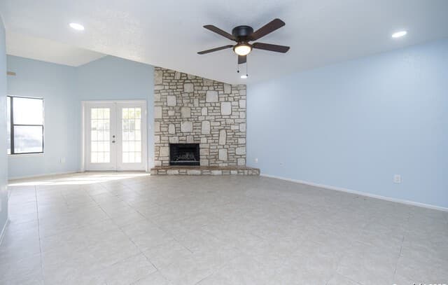 4-bedroom rental at 8419 Echo Creek in San Antonio, TX — photo 4