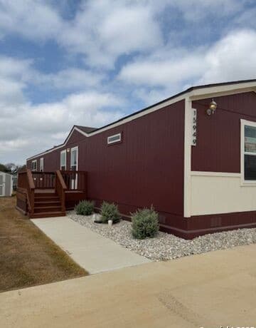 3-bedroom rental at 15949 Flores Curve in San Antonio TX