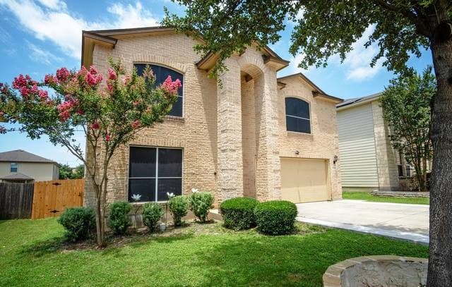3-bedroom rental at 5323 Dannelly Field in San Antonio, TX — photo 3