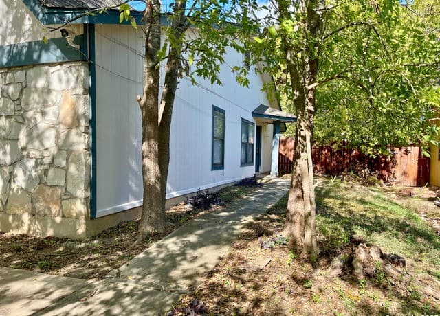 3-bedroom rental at 7315 Ridge Beach in Converse, TX — photo 3