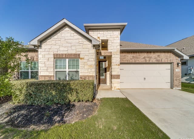 3-bedroom rental at 108 Simpatico in Boerne TX