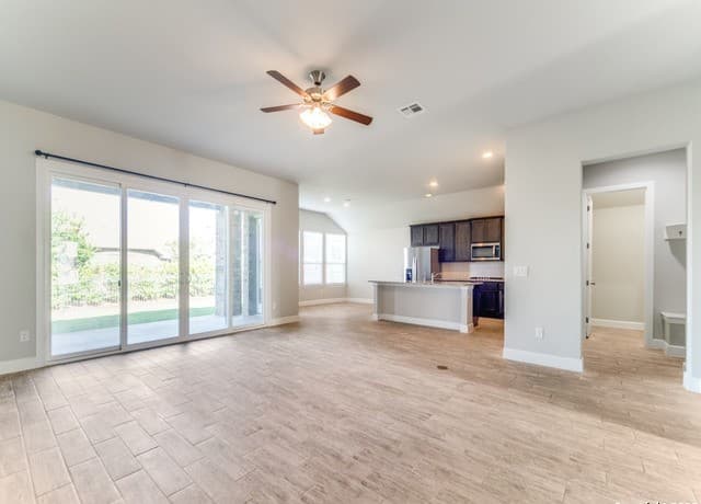 3-bedroom rental at 108 Simpatico in Boerne, TX — photo 5