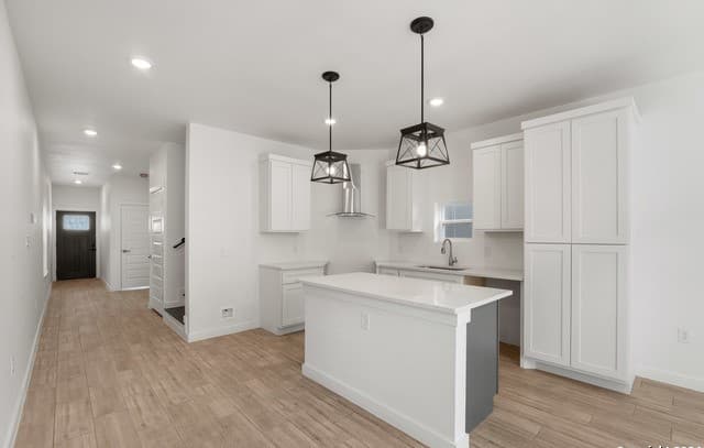 3-bedroom rental at 212 Cooper St Unit A in San Antonio, TX — photo 4