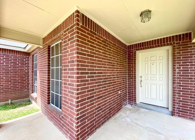 3-bedroom rental at 12647 Point Summit in San Antonio, TX — photo 3
