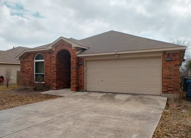 3-bedroom rental at 9654 Emerald in San Antonio TX