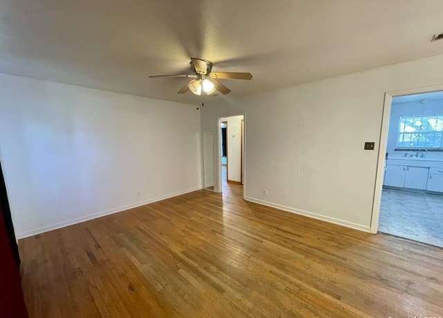 3-bedroom rental at 338 Addax in San Antonio, TX — photo 5