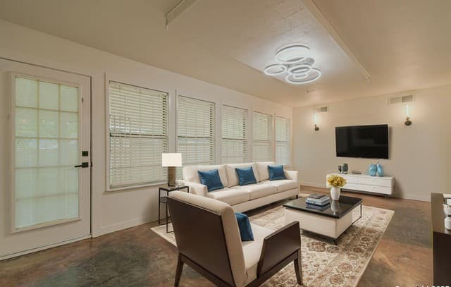 4-bedroom rental at 12605 Moss Hollow in Live Oak, TX — photo 3