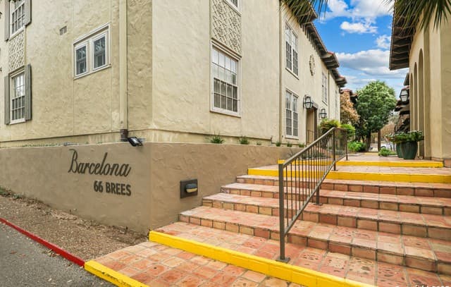 2-bedroom rental at 66 Brees Blvd. Unit 24B in San Antonio TX