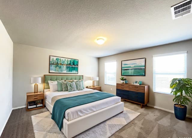 3-bedroom rental at 15167 Dione Bend in San Antonio, TX — photo 4