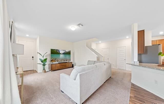 3-bedroom rental at 10643 W Military Drive Unit 33 in San Antonio, TX — photo 4