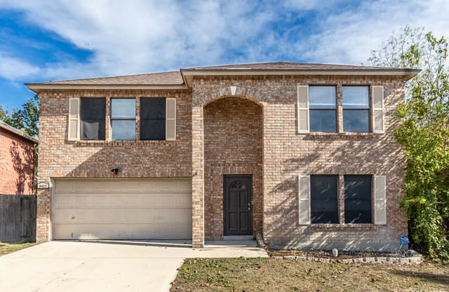 4-bedroom rental at 8423 Parry in Converse TX