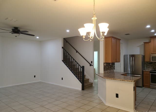 3-bedroom rental at 11319 Impressive Way in San Antonio, TX — photo 3