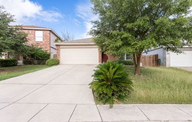 3-bedroom rental at 4311 Rogans Harbor in San Antonio, TX — photo 2