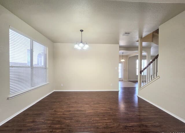 4-bedroom rental at 12239 Painted Daisy in San Antonio, TX — photo 4