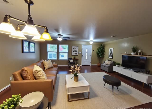3-bedroom rental at 11502 Forest Branch in Live Oak, TX — photo 3