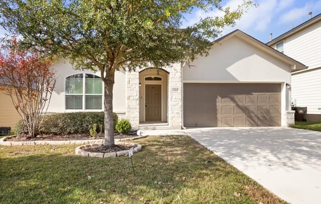 3-bedroom rental at 515 Sage Thrasher in San Antonio, TX — photo 3