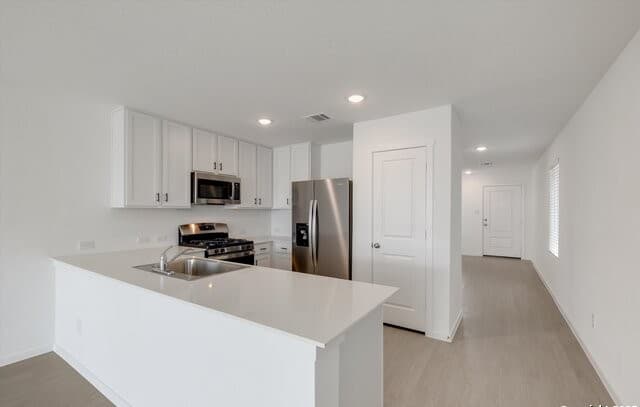 4-bedroom rental at 7311 Adam Star in San Antonio, TX — photo 4