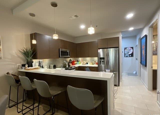 3-bedroom rental at 17902 La Cantera Pkwy Unit 512 in San Antonio, TX — photo 5