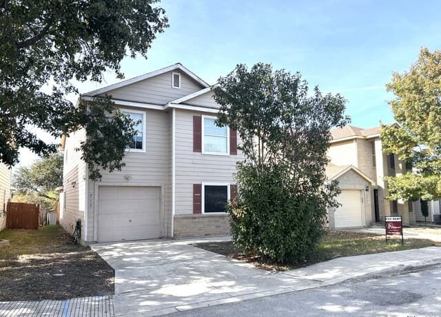 4-bedroom rental at 219 Mallow Grv in San Antonio, TX — photo 2