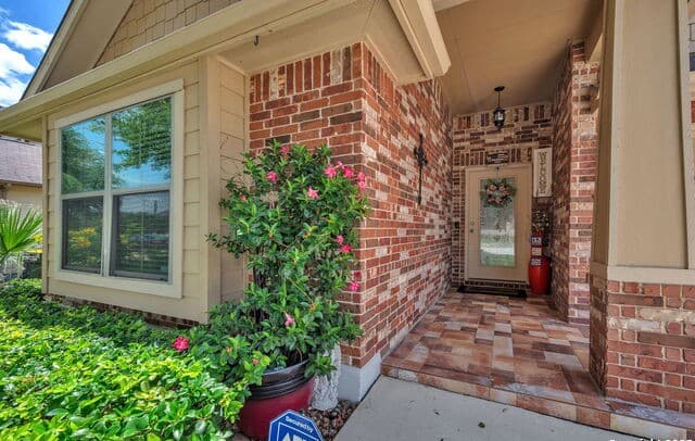 4-bedroom rental at 509 Whittmen in Schertz, TX — photo 5