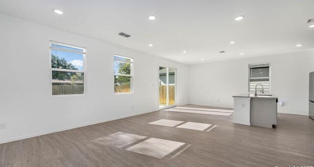 3-bedroom rental at 4422 Chandler Road Unit #8 in San Antonio, TX — photo 5