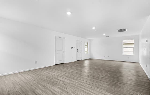 3-bedroom rental at 2811 Gustavo in Converse, TX — photo 3