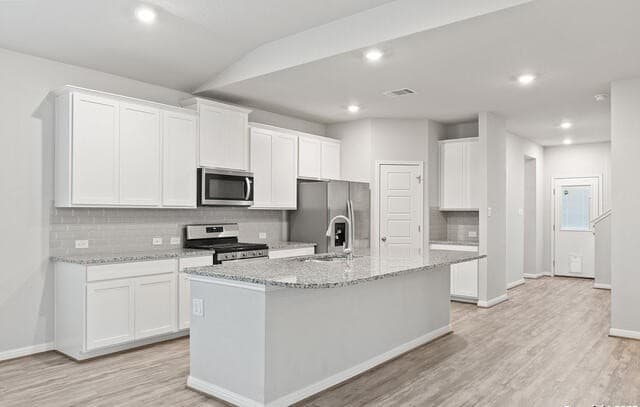 4-bedroom rental at 11627 Troubadour Trail in San Antonio, TX — photo 4