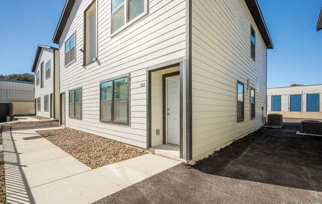 3-bedroom rental at 8719 Wurzbach Unit 202 in San Antonio TX