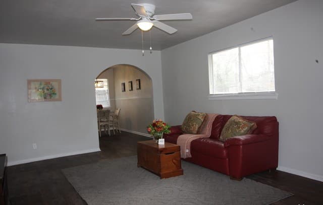 2-bedroom rental at 536 Southtrail Dr in San Antonio TX