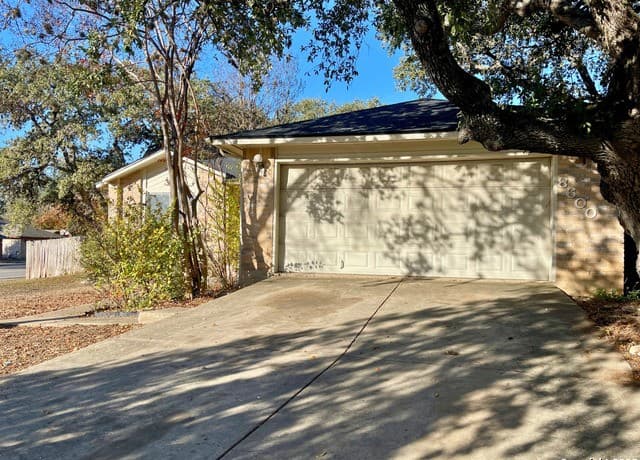 3-bedroom rental at 8600 Wood Wind in San Antonio TX