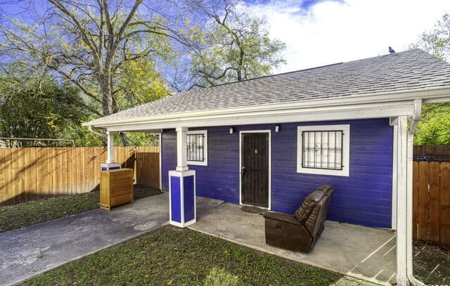 1-bedroom rental at 236 E Dullnig Unit 3 in San Antonio TX