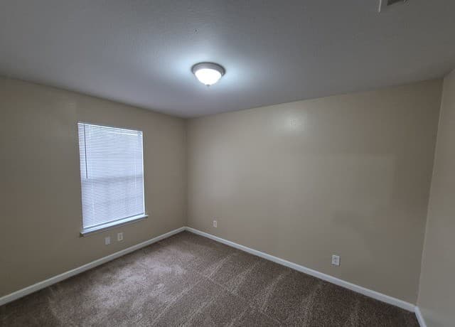 4-bedroom rental at 8806 Slumber Lane in Converse, TX — photo 4