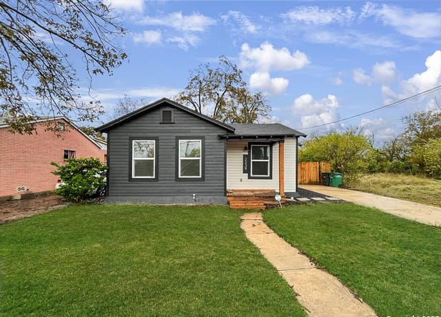 3-bedroom rental at 2239 Burnet St in San Antonio TX