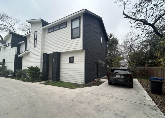 3-bedroom rental at 123 Fairview Unit 3 in San Antonio TX